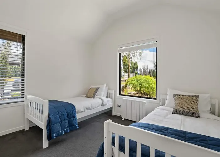 Holiday home The Luxe Pool House - Sleeps 10