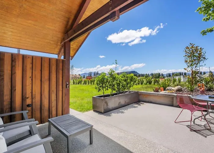 Holiday home The Luxe Pool House - Sleeps 10
